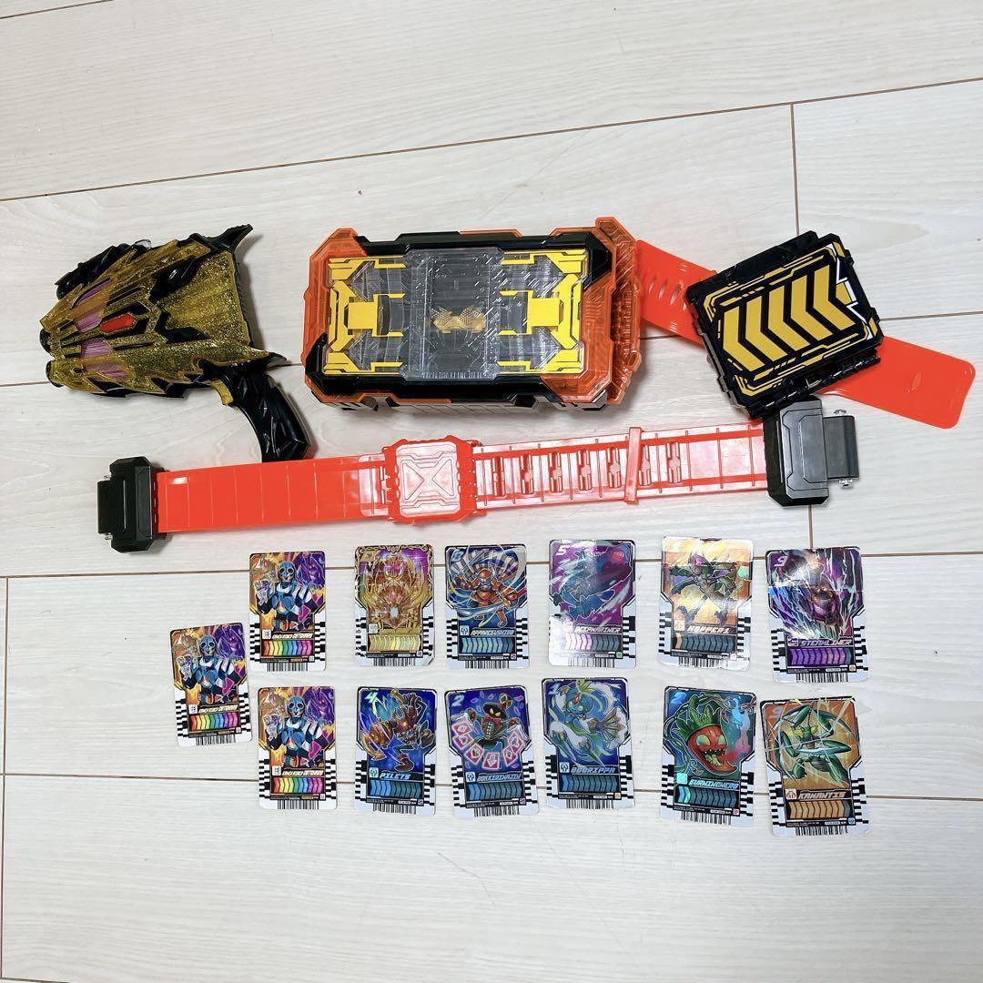 【仮面ライダーガッチャード】変身ベルト ドライバー　カード　おもちゃ　子供