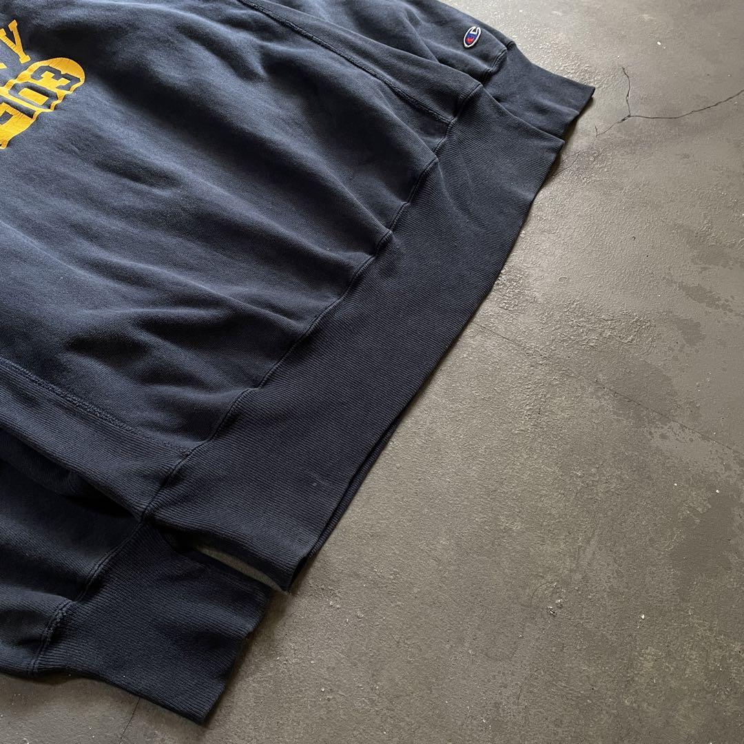 90's 刺繍タグ”Champion“Reverse Weave”二段sweat
