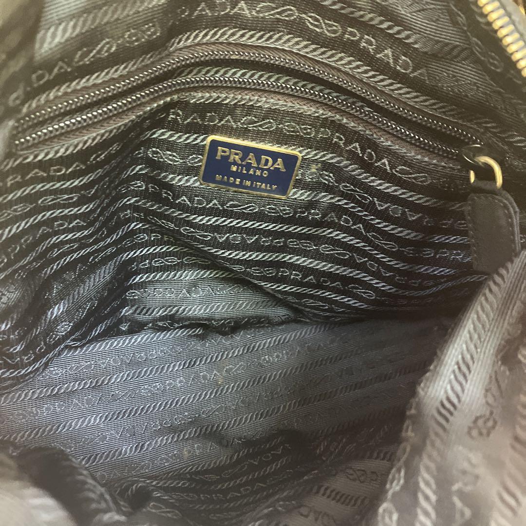 PRADA ブラック キルティング バッグ