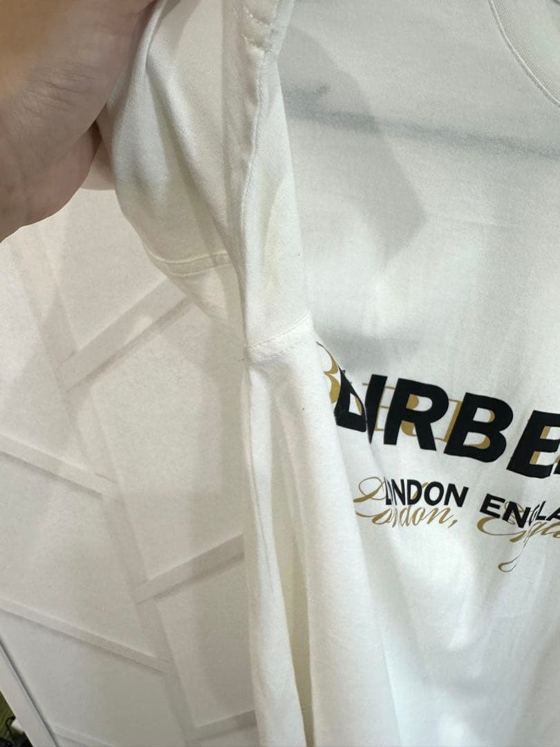 BURBERRY メンズロゴプリント Tシャツ ホワイト