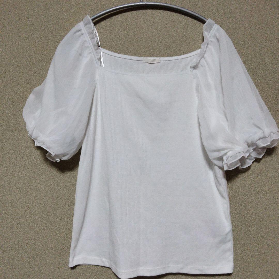 ホワイトパフスリーブTシャツ GU L - メルカリ