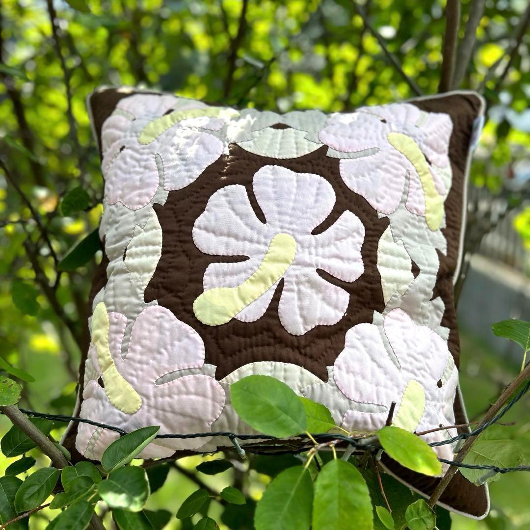 ＜正規品＞クッションカバー♡ハイビスカス♡45×45♡ブラウン♡ハワイアン