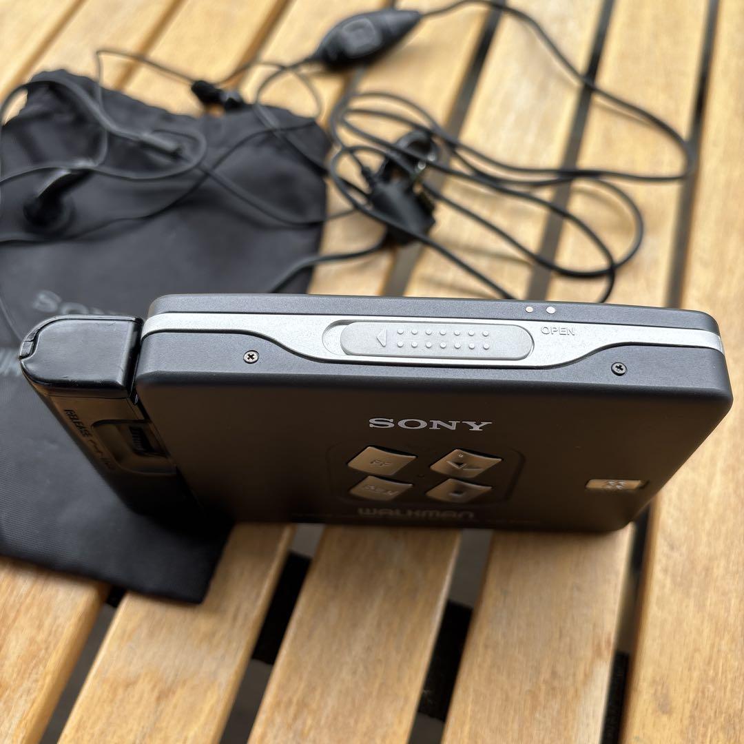 SONY WALKMAN WM-EX633 カセットプレーヤー　保存袋付き