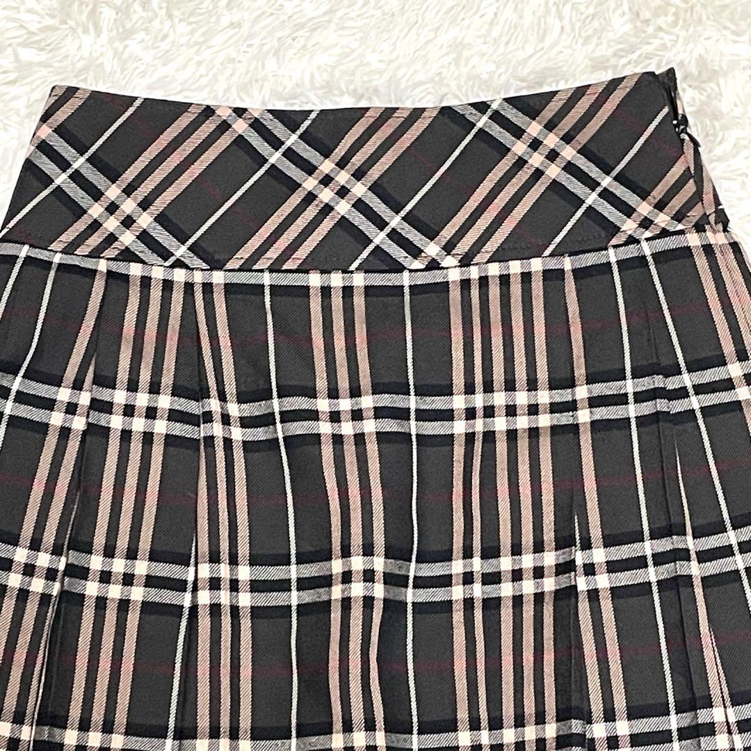 美品]バーバリーブルーレーベル⭐️ミニスカート⭐️プリーツ