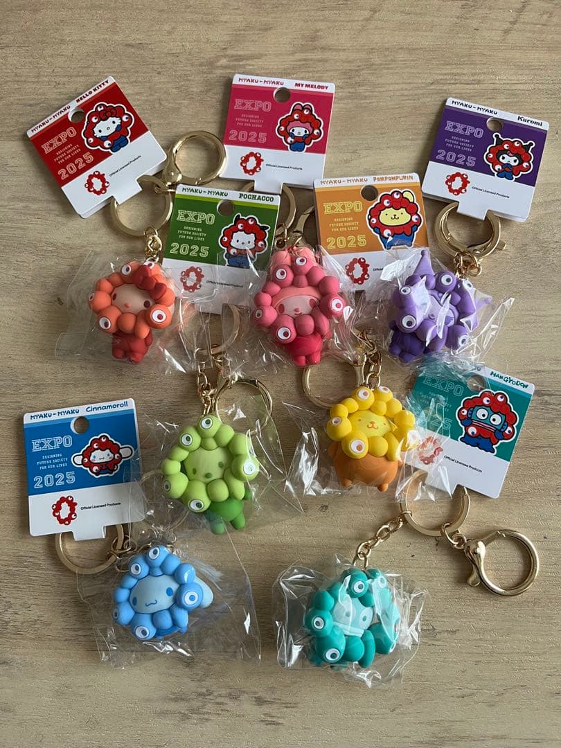 関西万博 サンリオ 推し ミャクミャク キーホルダー コンプリート 7種新品、♥