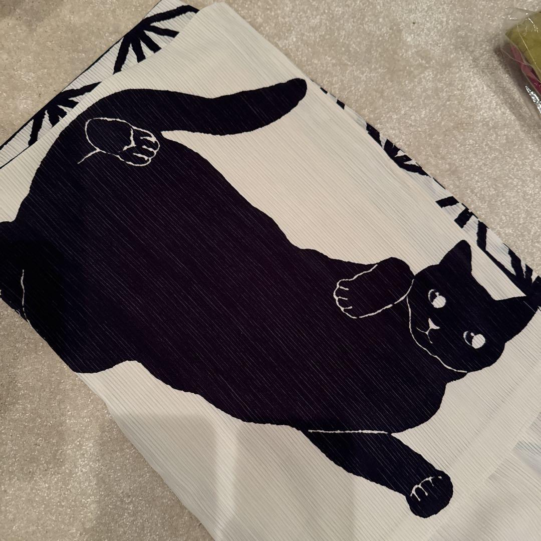 新品　ふりふ　黒猫　柄　刺繍 浴衣・帯セット