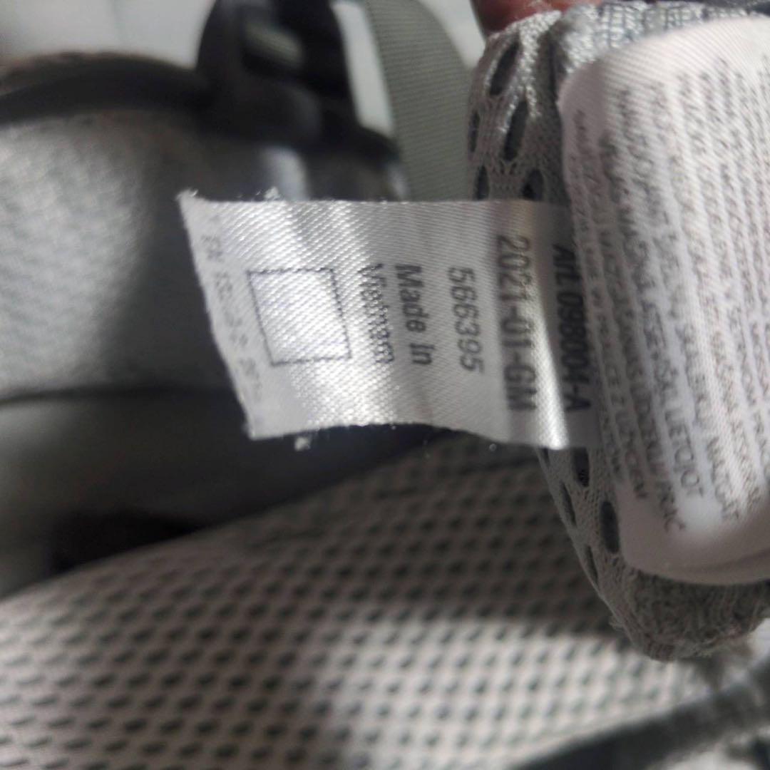 【良品】ベビービョルン　抱っこ紐　ONE KAI Air シルバー