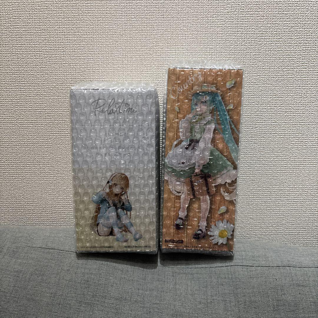 新品・未開封】椎名真昼&初音ミク フィギュア2点セット - メルカリ 新品・未開封】椎名真昼&初音ミク フィギュア2点セット - メルカリ
