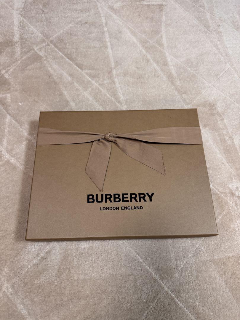 【未使用品】BURBERRY 大判ストール
