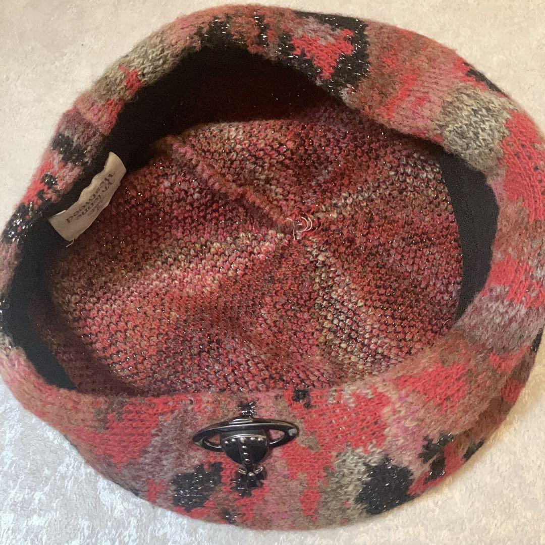 Vivienne Westwood 、ベレー帽、オーブプレート