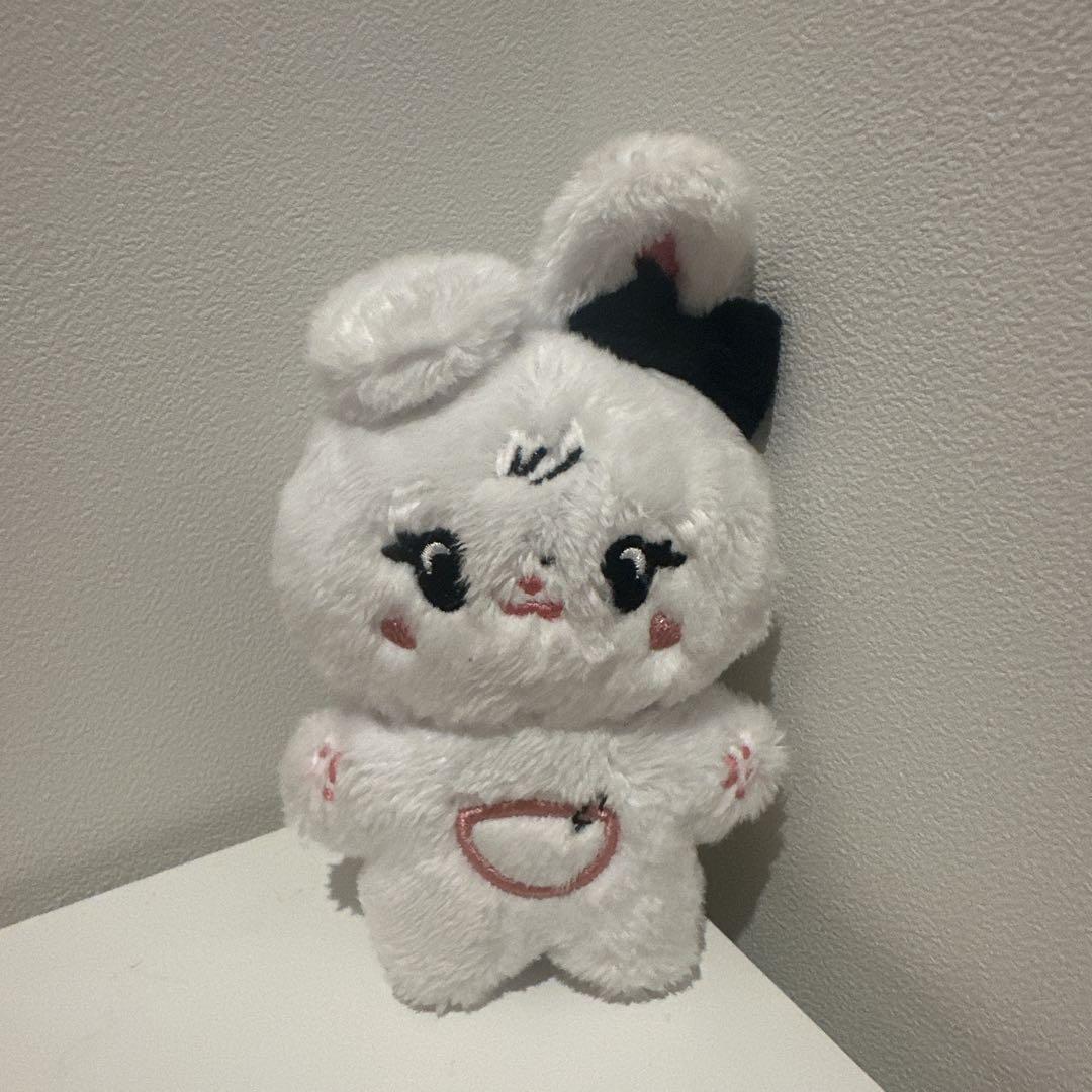aespaジゼル ぬいぐるみ 10cm ドール ① - メルカリ