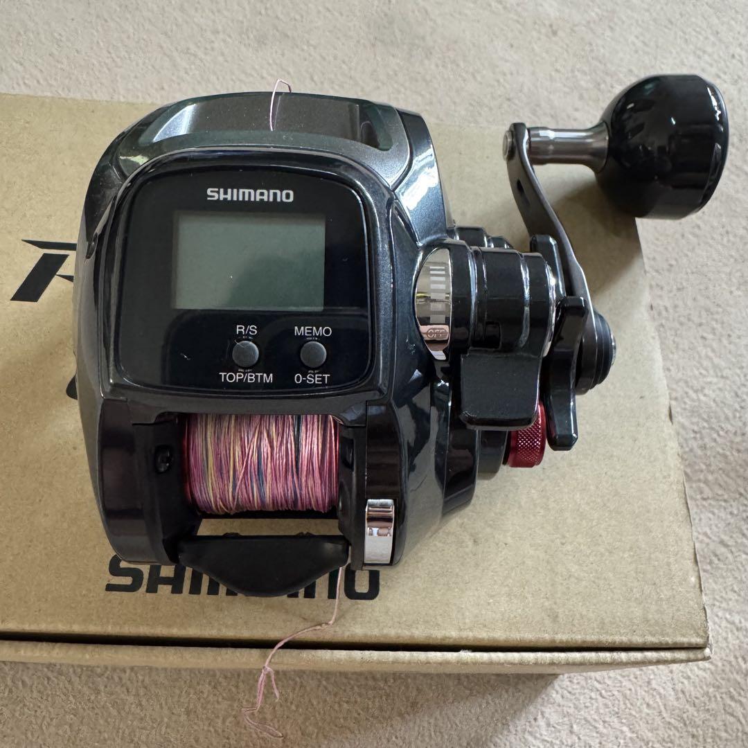正規店仕入れの 600 プレイズ 19 シマノ 極美品 SHIMANO 付属品完備 PLAYS リール