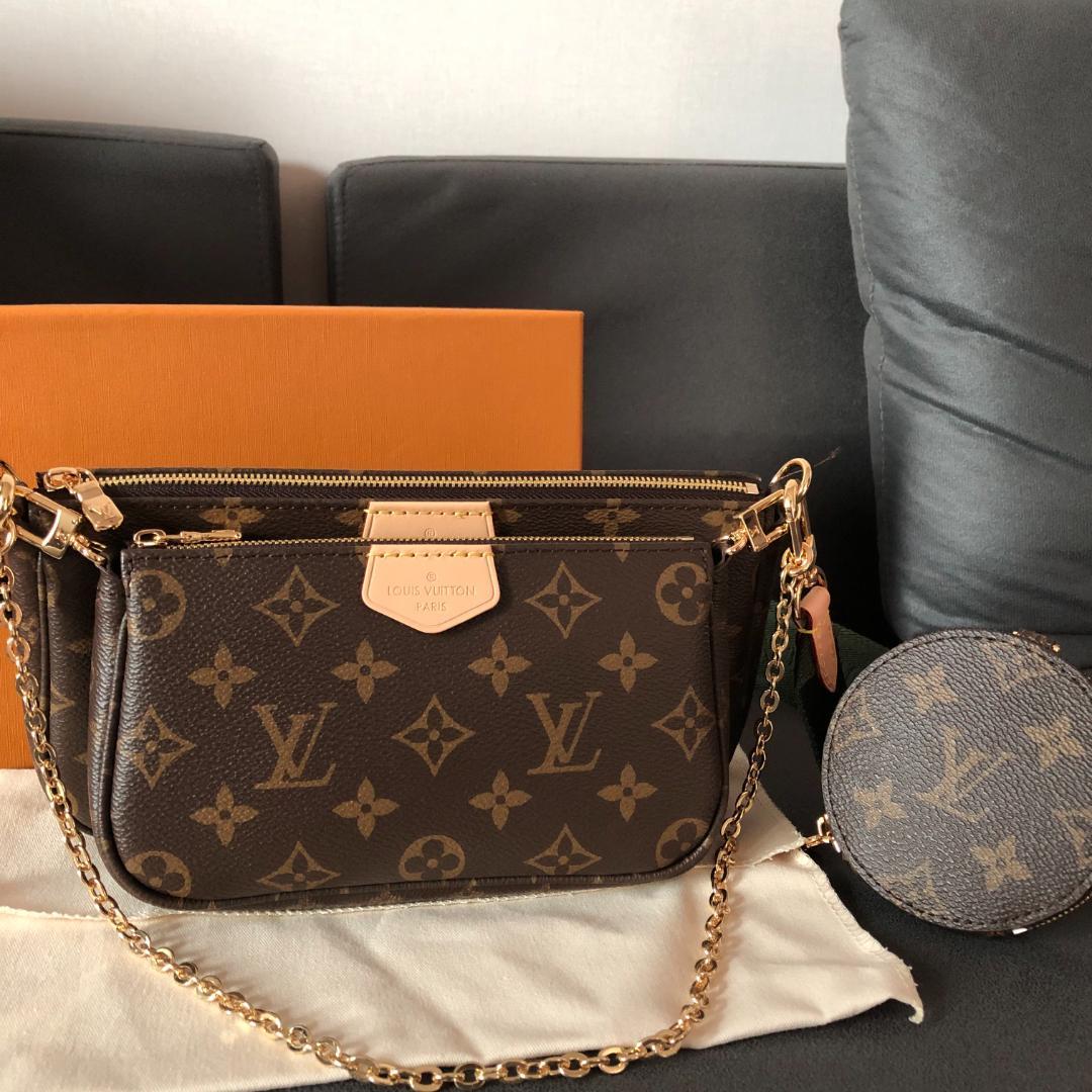 アクセソワールショルダーバッグ M44813