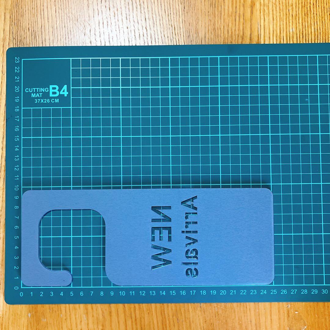 透明な宣伝看板 小売販売タグ 洋服ラックタグ クリアな商品タグ 衣服のタグ 透明な宣伝看板 小売販売タグ 洋服ラックタグ クリアな商品タグ 衣服のタグ