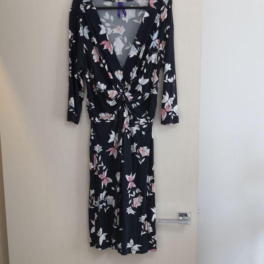 (最終価格)Seraphine 花柄 ワンピース UKサイズ10