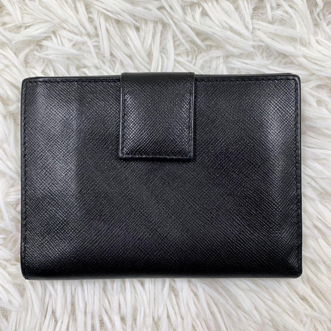 【✨極美品✨】プラダ サフィアーノ 三角ロゴ 二つ折り財布 ブラック