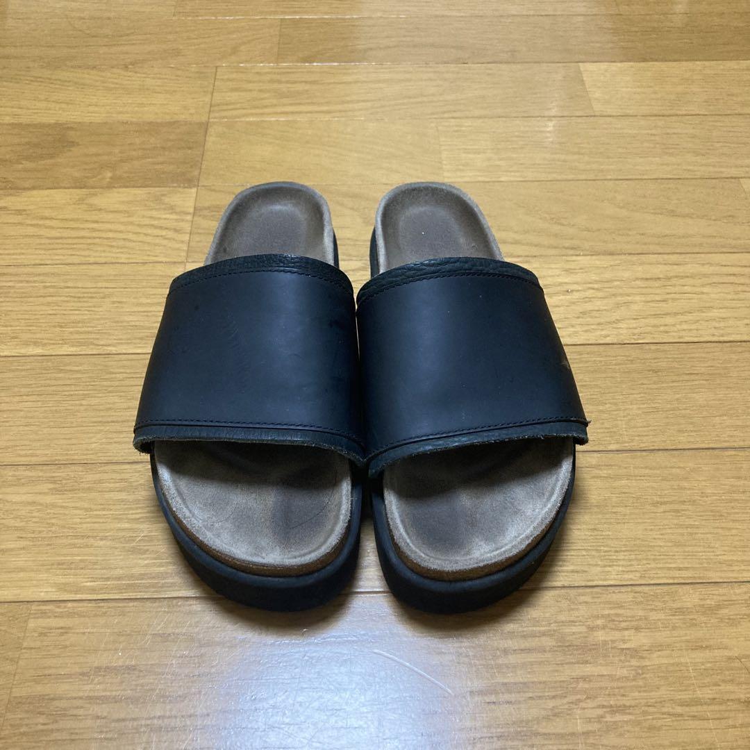 かまぼこサンダル　エンダースキーマ