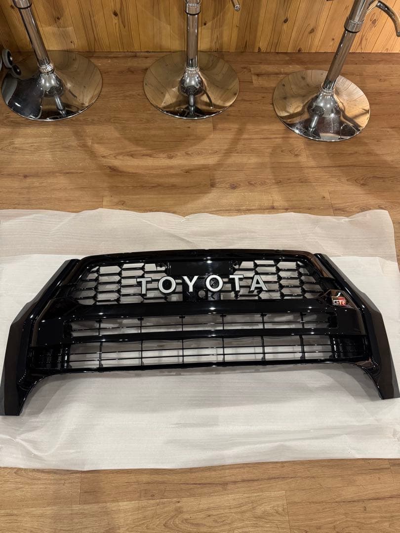 TOYOTA フロントグリル ブラック