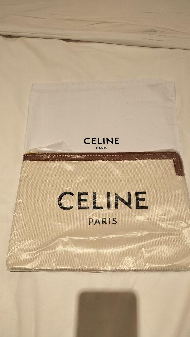 CELINE フラグメントケース ベージュ
