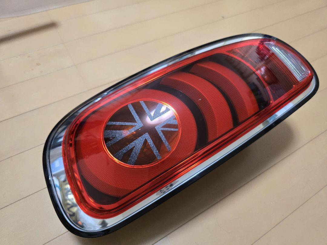 fumufumu　MINI F54 クラブマン 純正テールランプ