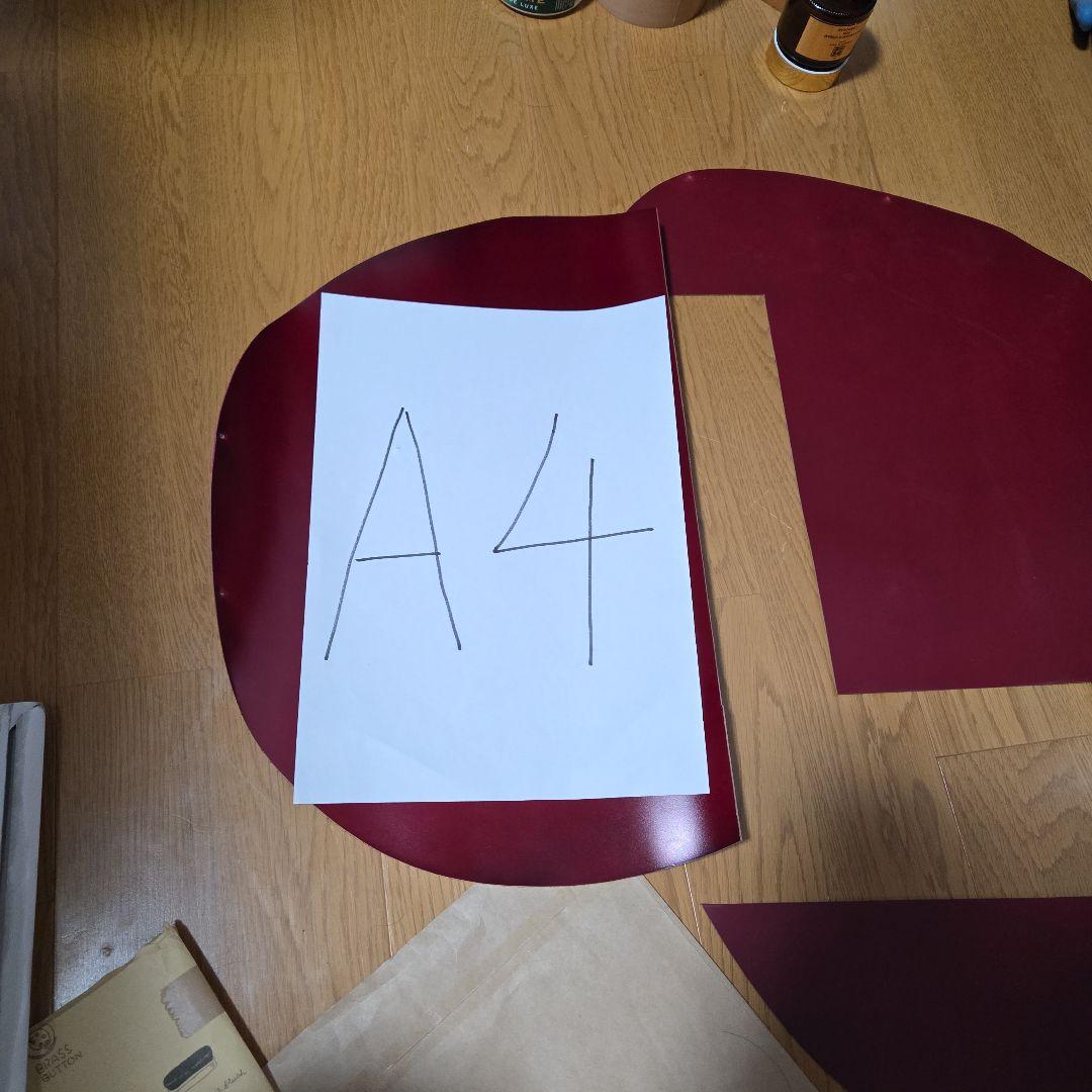 コードバン レーデルオガワ ハギレ ガーネット マットレッド コードバン レーデルオガワ ハギレ ガーネット マットレッド