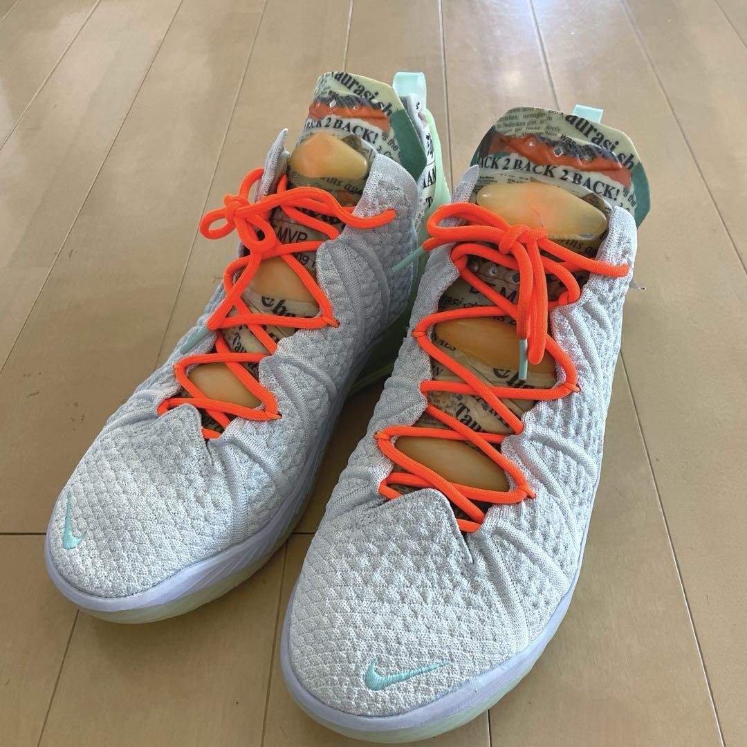 Nike Diana Taurasi x LeBron 18GOATVision