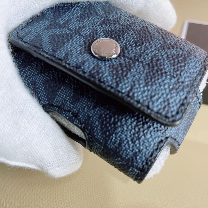 新品】 MK エアポッズ/ワイヤレス・イヤホン用ケース(訳あり)-ダークブルー - メルカリ 新品】 MK エアポッズ/ワイヤレス・イヤホン用ケース(訳あり)-ダークブルー - メルカリ