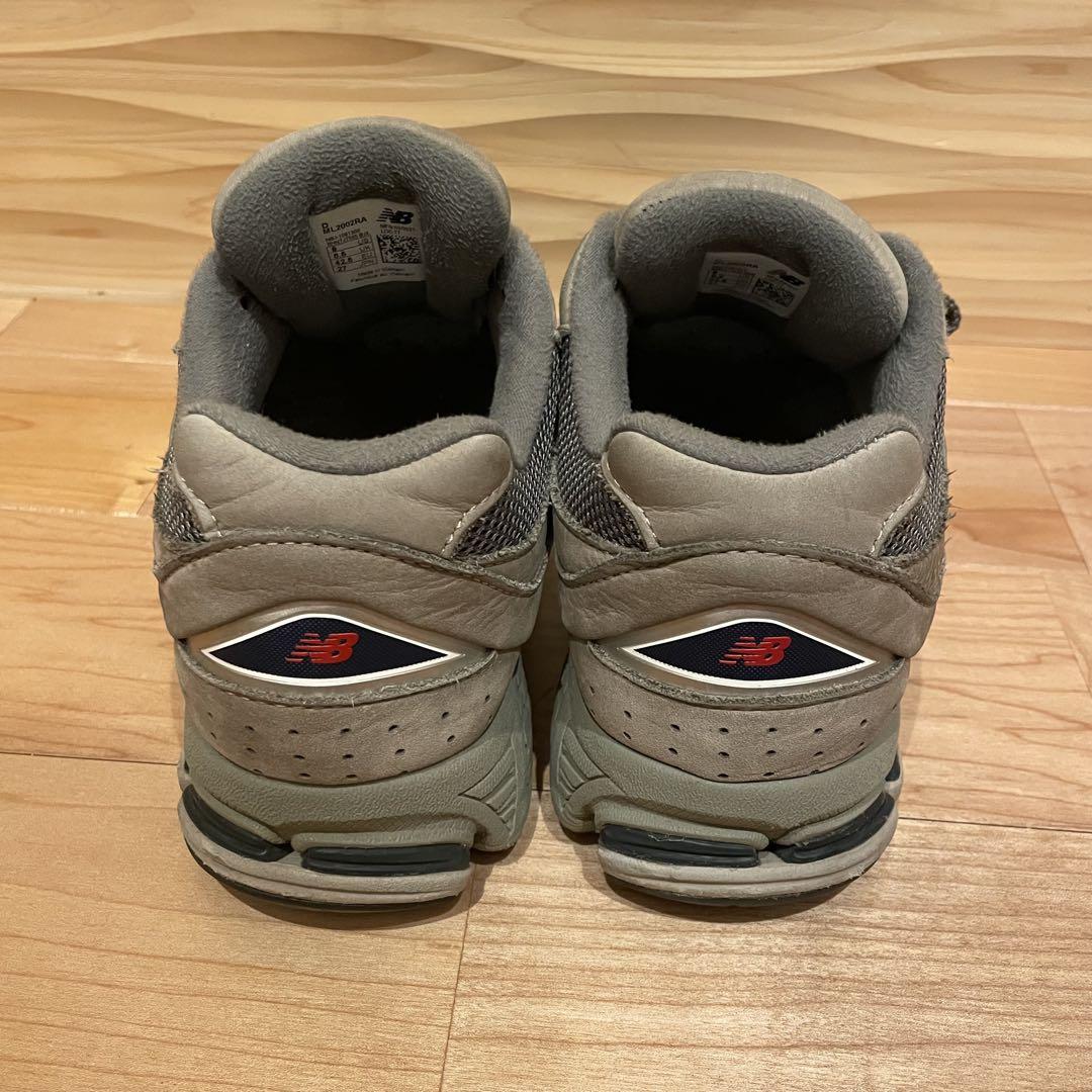 【人気】ニューバランス 2002RA グレー ネイビー 27cm US9 中古 人気】ニューバランス 2002RA グレー ネイビー 27cm US9 中古