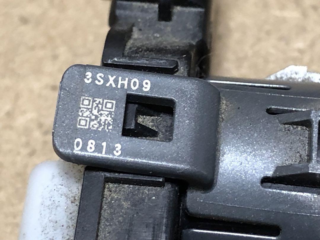 スズキ純正 パーキングセンサー ソナー 4個　3SXH02 カラー Z2S