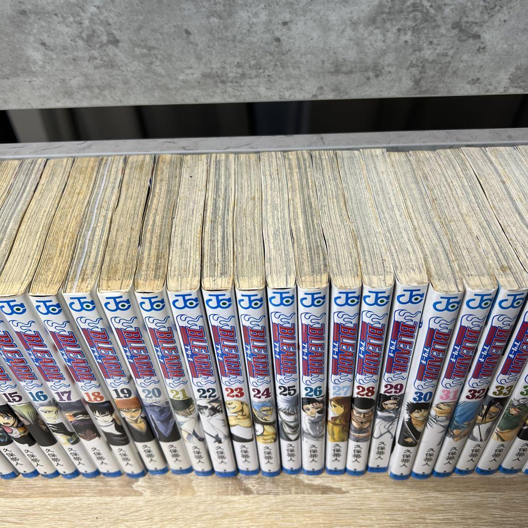 ブリーチ1〜65巻+ファンブック5冊 ブリーチ1〜65巻+ファンブック5冊 - メルカリ