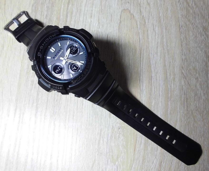 美品！カシオ ジーショック AWG-M100A-1AJF 電波ソーラー 青ベゼル
