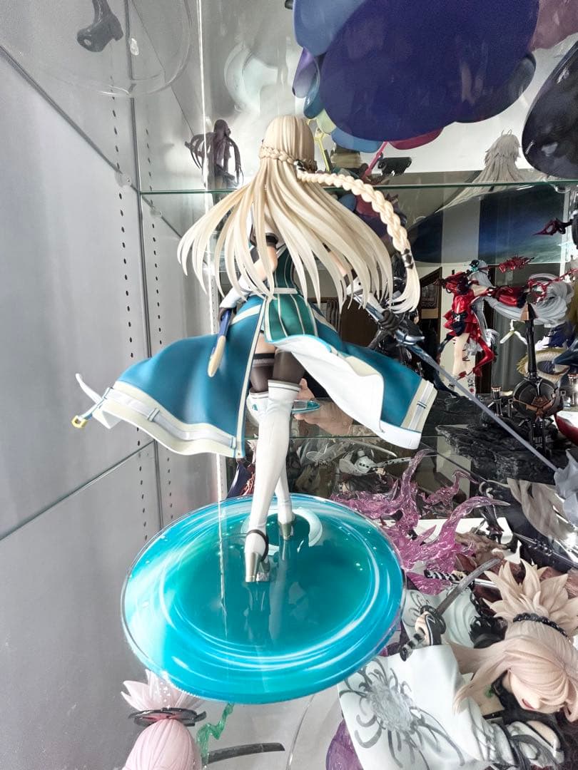 軌跡シリーズ エレイン・オークレール 1/8 完成品フィギュア