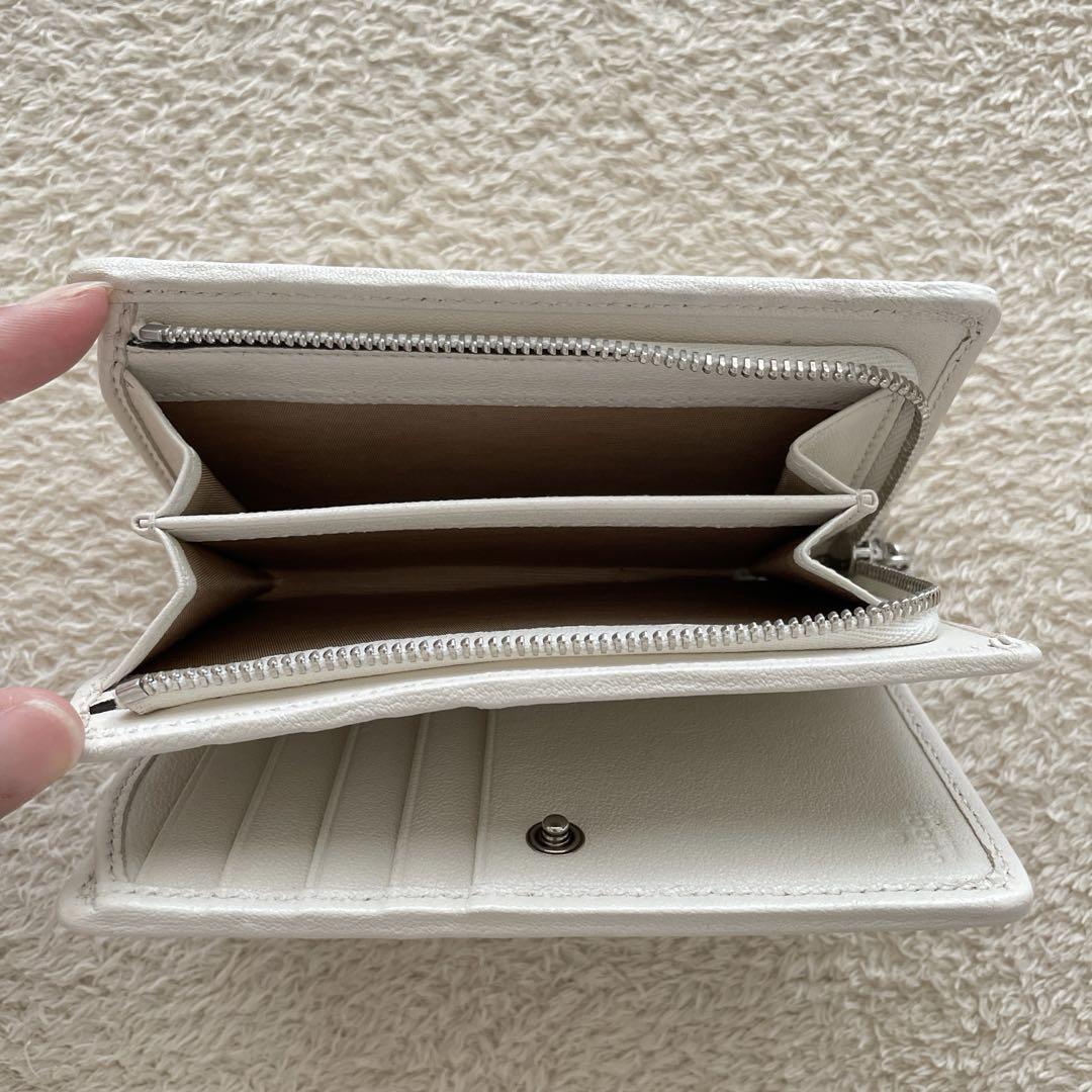 【SALE開催中】GUCCI 二つ折り財布