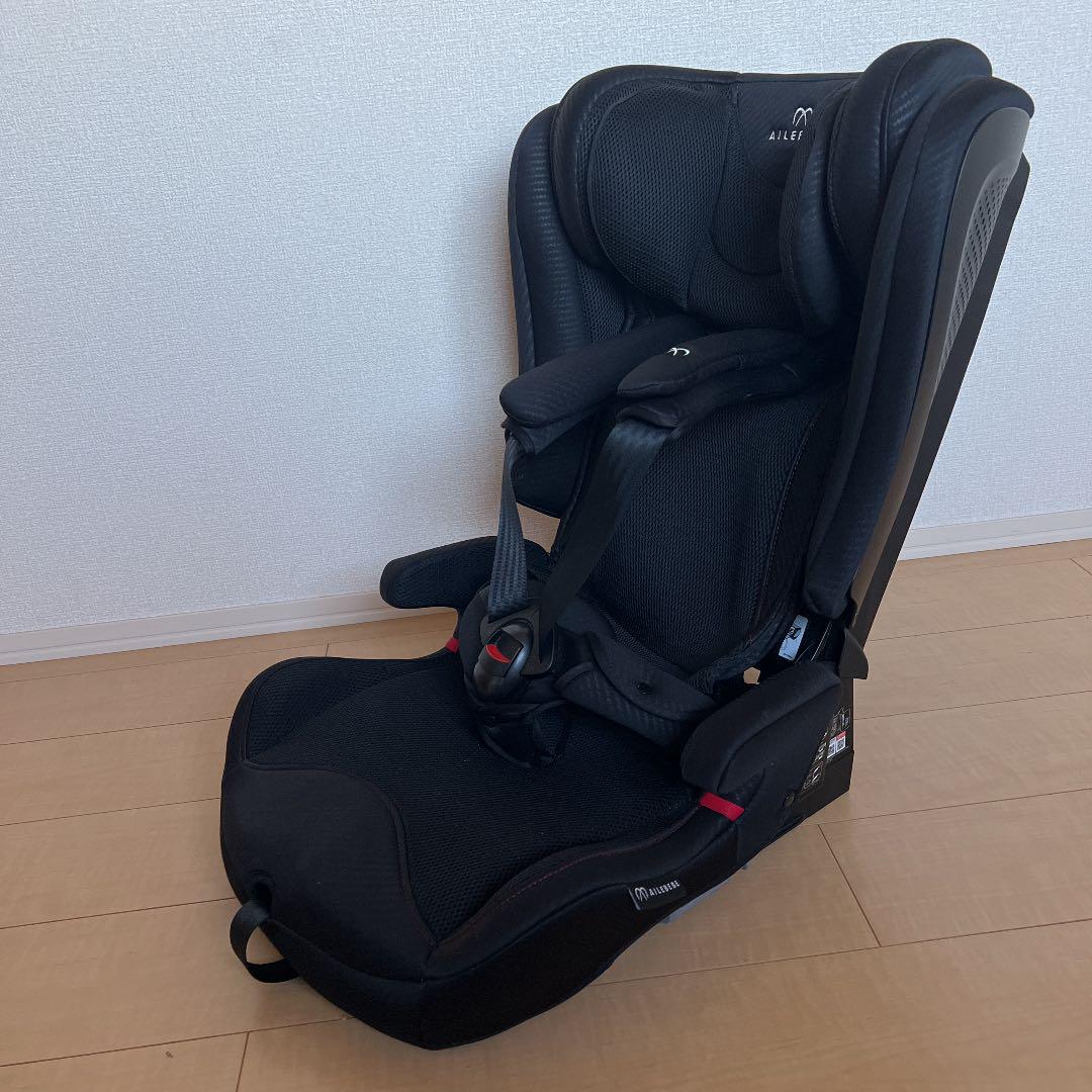 エールベベ・パパット　カーボンブラック　ISOFIX ジュニアシート☆1歳頃~