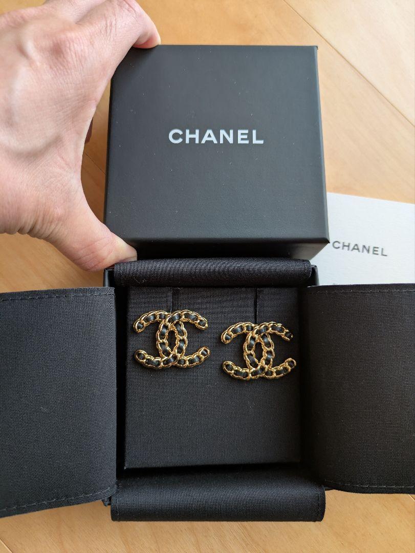 CHANEL☆シャネル☆チェーンデザイン ピアス♪即完売・新品未使用♪