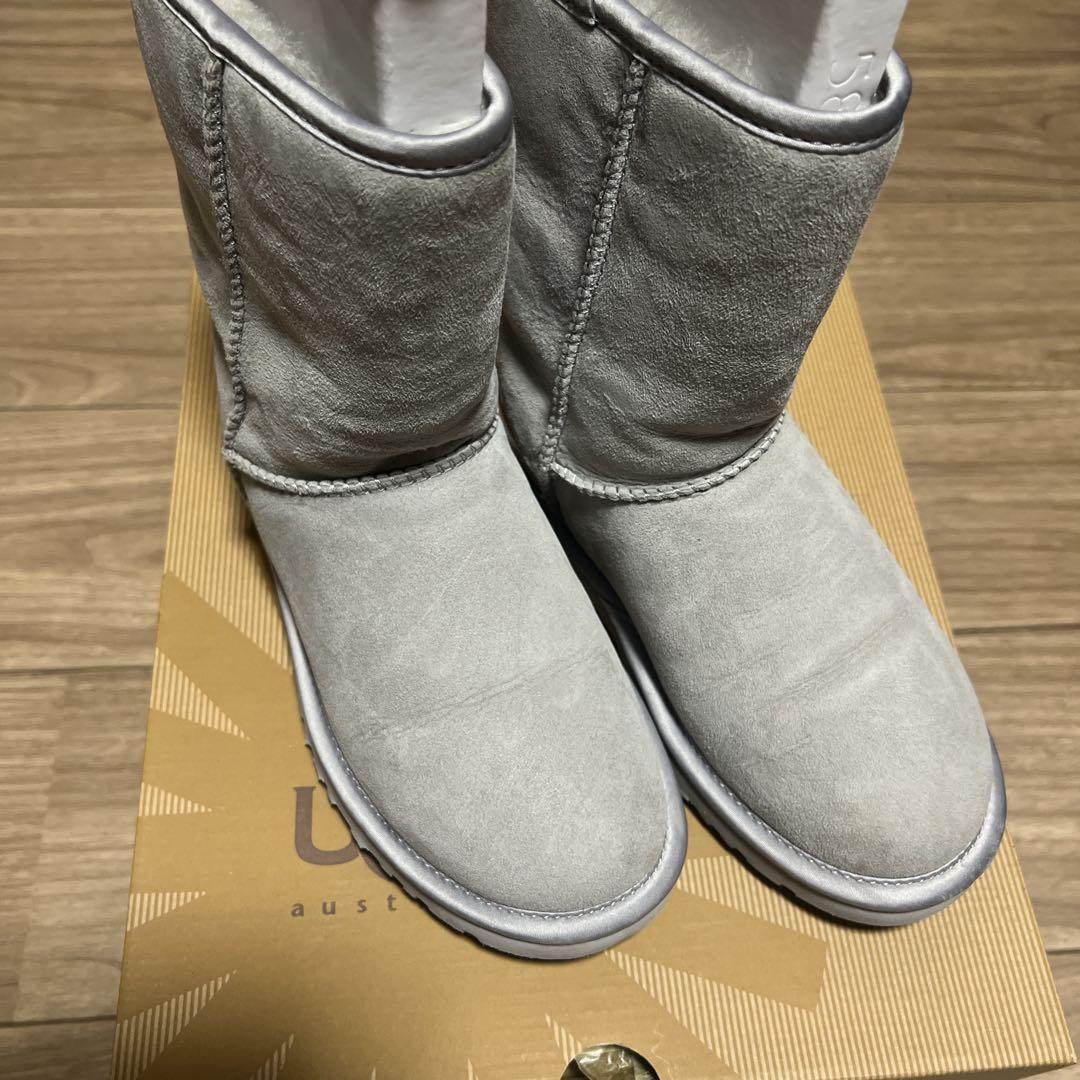 UGG サイズ5 ブーツ　22cm