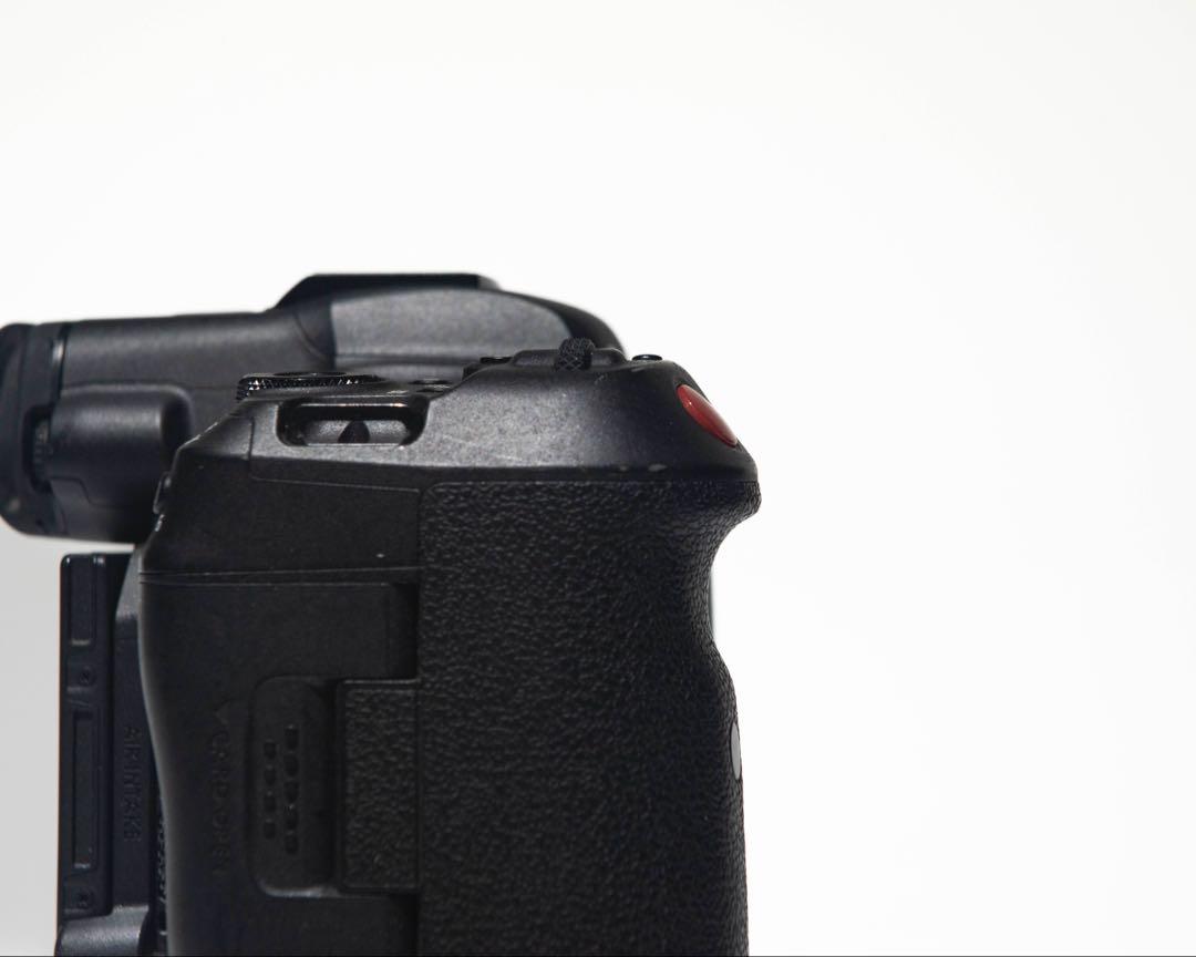 ブランド通販 R5C EOS Canon 売り切り! グリップ フルセット VNDケージつき デジタルカメラ