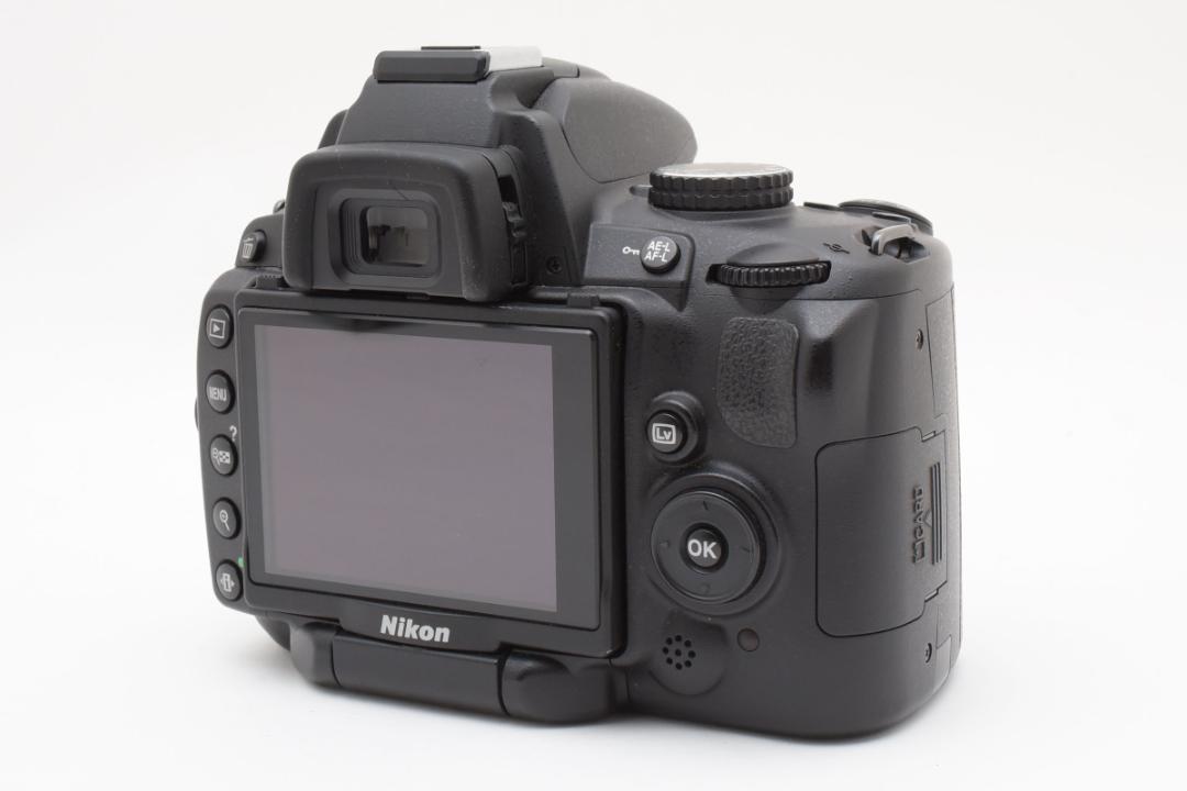 ★撮影枚数1,160枚・超美品★ ニコン D5000 ボディ #19011 ☆撮影枚数1,160枚・超美品☆ ニコン D5000 ボディ #19011
