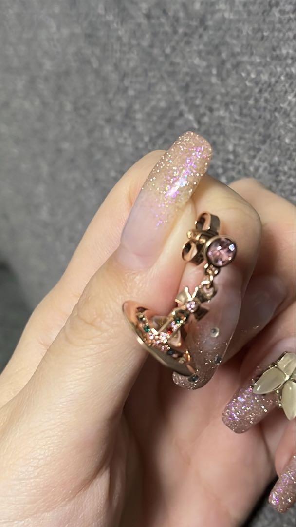 ビビアン ピアス