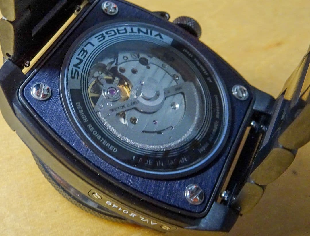 【人気おしゃれ】 カメラレンズ型腕時計TACS |VINTAGE LENS AUTOMATICII 一流の品質!