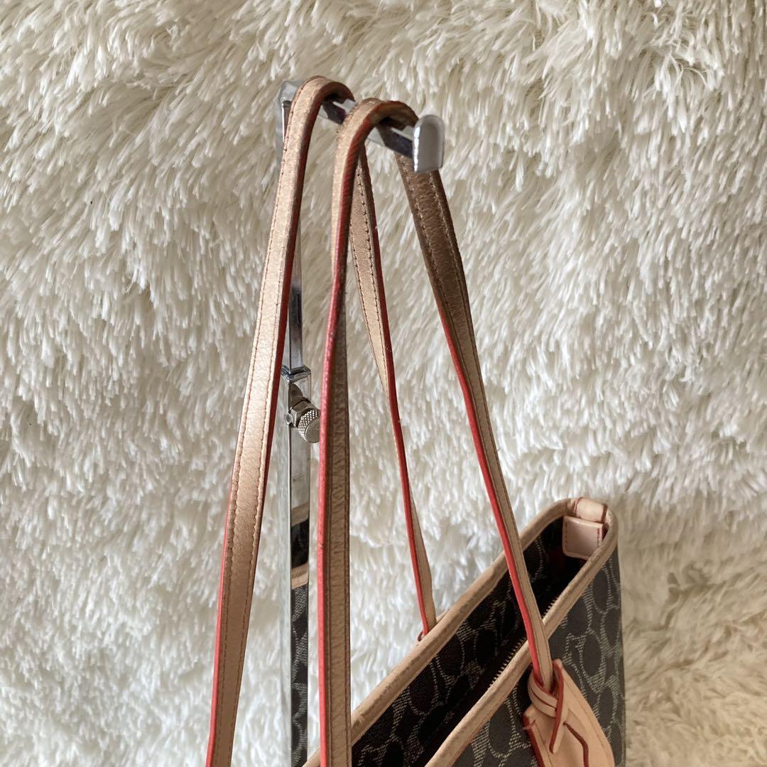 COACH ロゴパターン ショルダーバッグ ベージュ/レッド