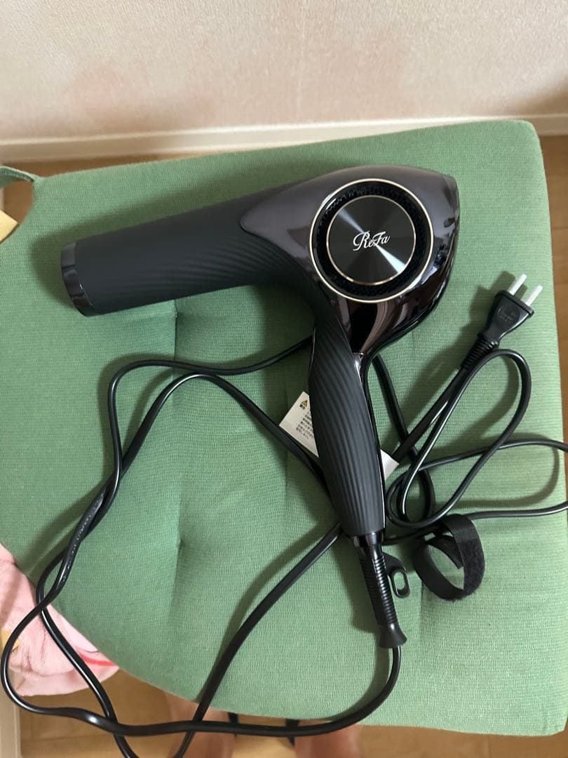 RE-AJ03A ブラック ヘアドライヤー 1200W リファ プロ