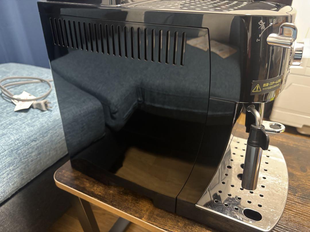 De'Longhi Magnifica S エスプレッソマシン