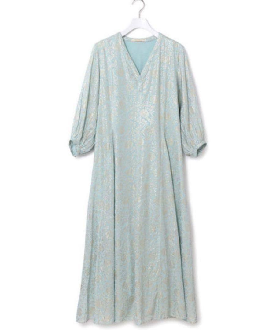 ne Quittez pasヌキテパGOLD FLOWER PANELDRESS