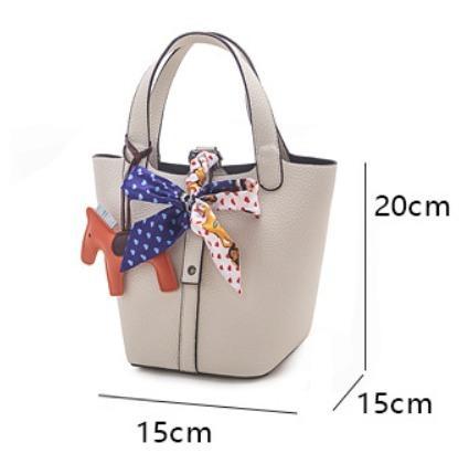 格安好評 CHARLIE&KELLIハンドバッグ 藍色 1bNMH-m22082666235 チャーム付 再入荷格安