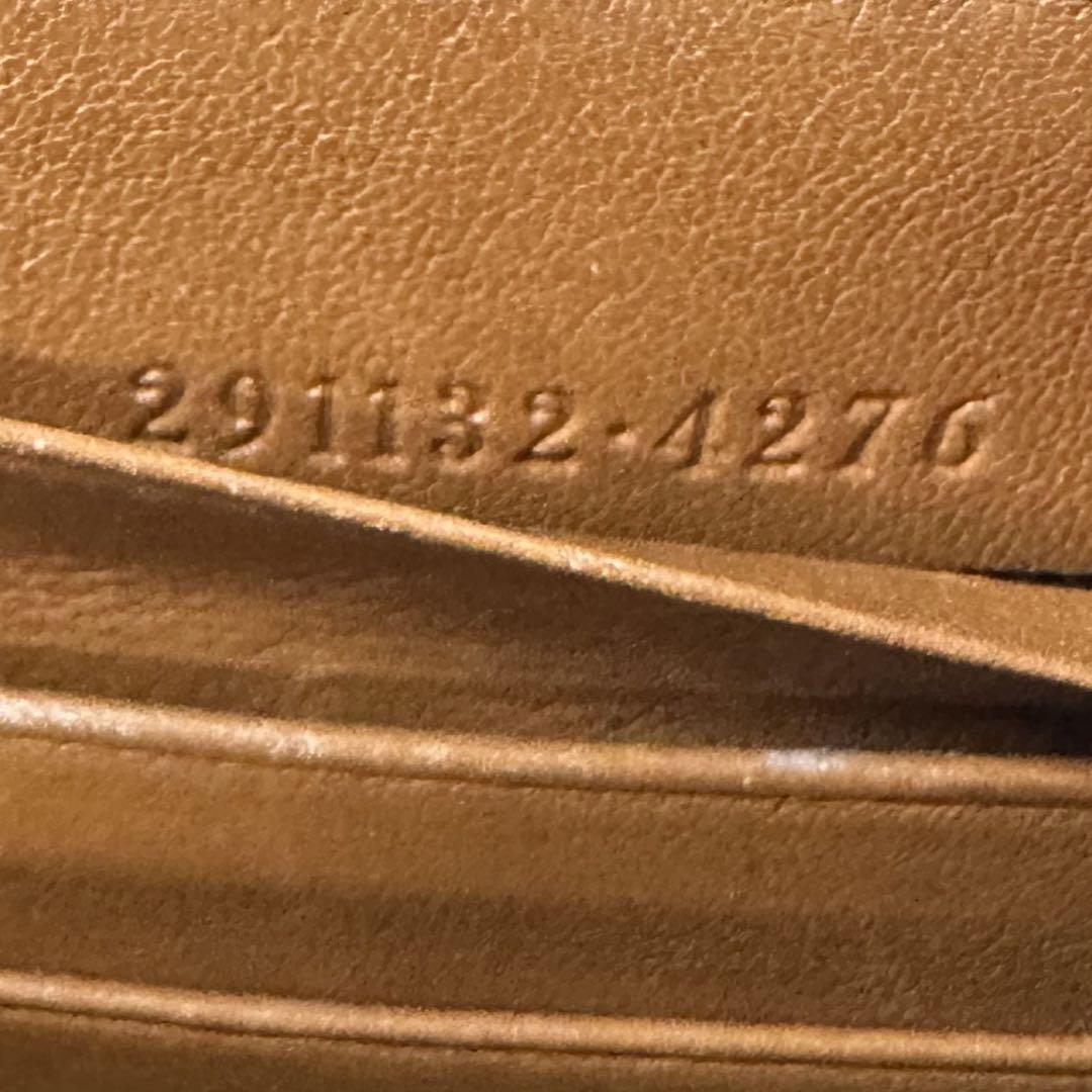 新品同様‼️ グッチ　GUCCI 財布　長財布　シマレザー　ラウンドファスナー