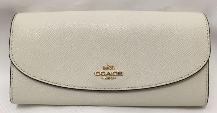 メルカリ Coach コーチ 長財布 レディース 二つ折り 白 F コーチ 5 800 中古や未使用のフリマ