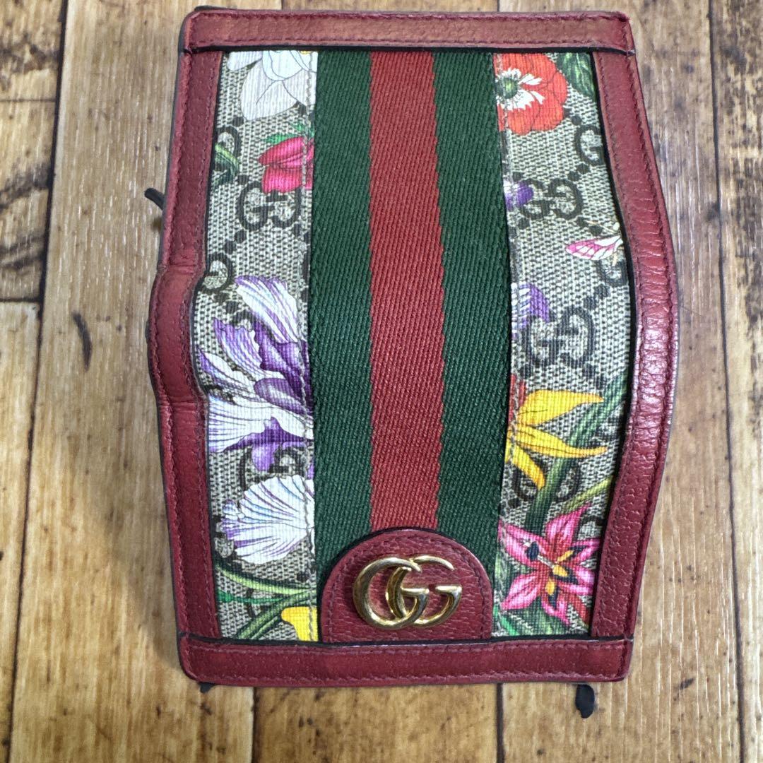 Gucci フラワー柄 二つ折り財布