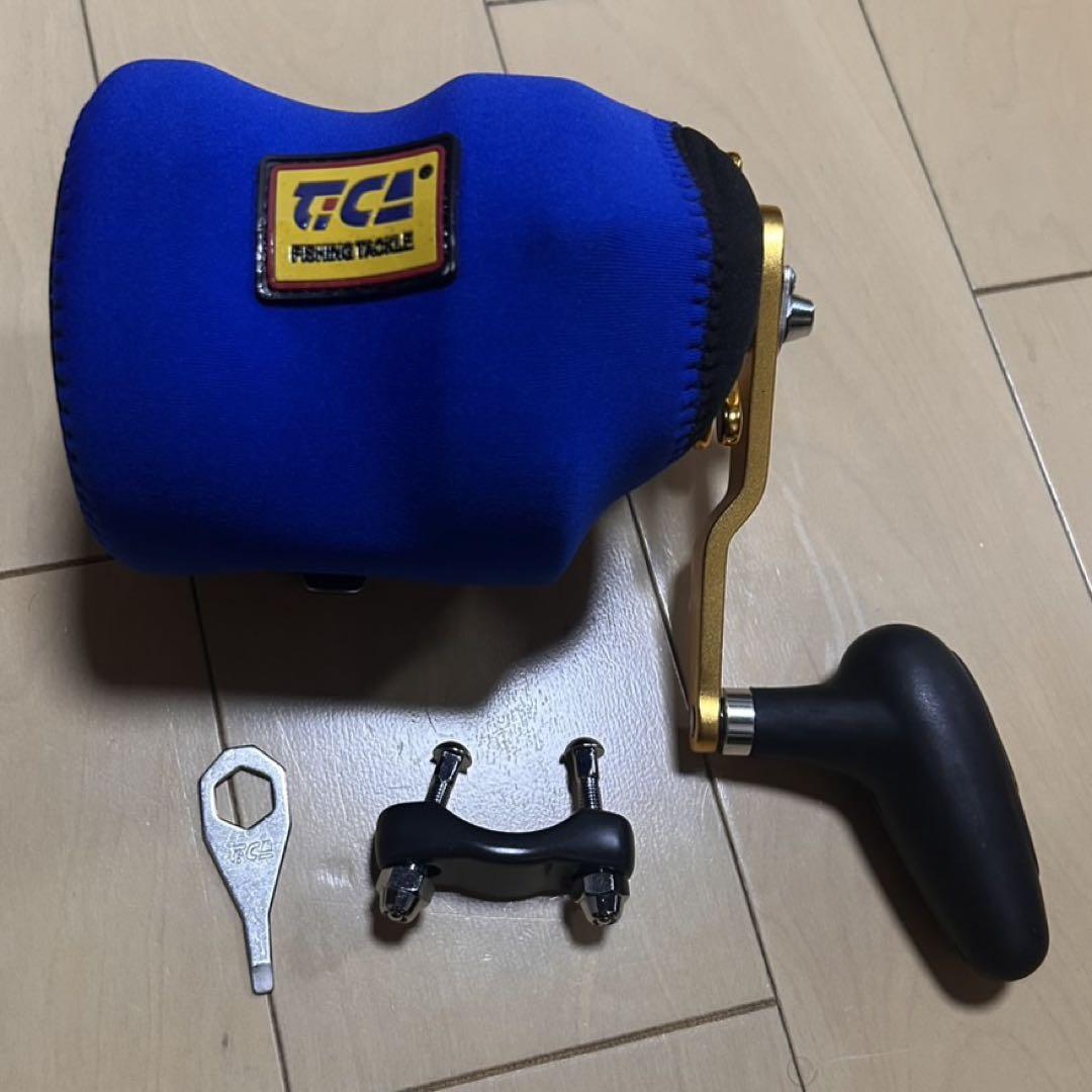 トローリング　フィッシングリール　ゴールド