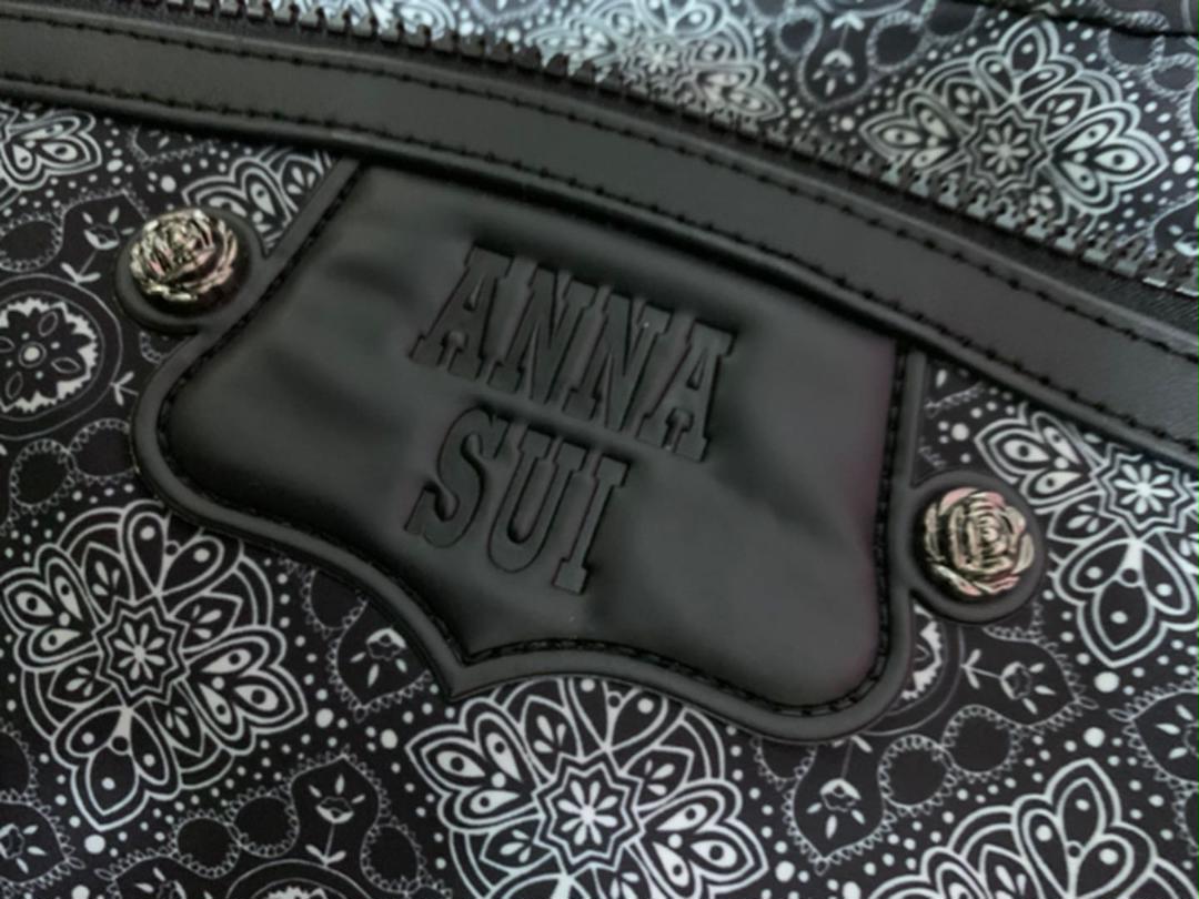 本物の 新品未使用 ANNA アナスイショルダーバッグ SUI ショルダー クリアランス大特価 タンクトップ ジッパー羽根付き 黒 Sサイズ SUI 【新品未使用】ANNA Tシャツ/カットソー(半袖/袖なし)